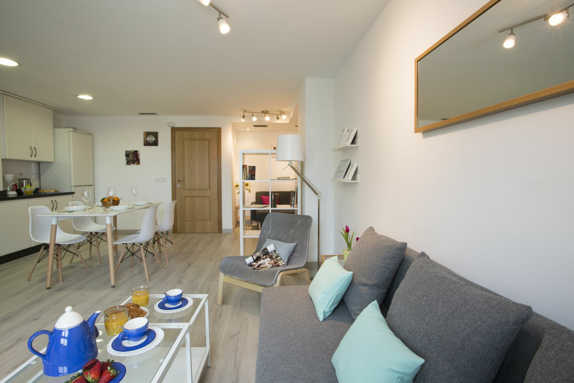 ולנסיה Singularstays Alameda מראה חיצוני תמונה