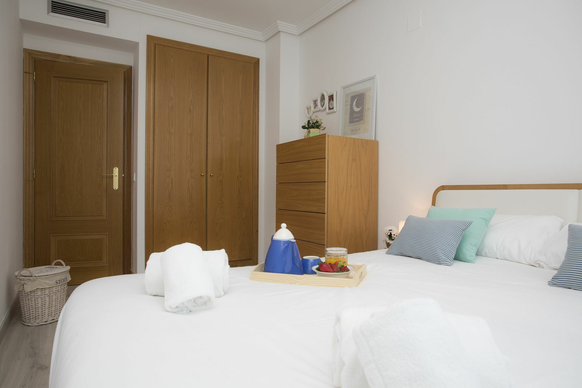 ולנסיה Singularstays Alameda מראה חיצוני תמונה